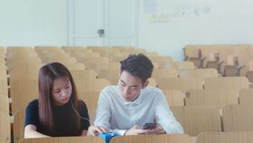 《藏星》 2020數(shù)字媒體畢業(yè)設(shè)計(jì)中的數(shù)字動(dòng)畫軟件設(shè)計(jì)制作探索